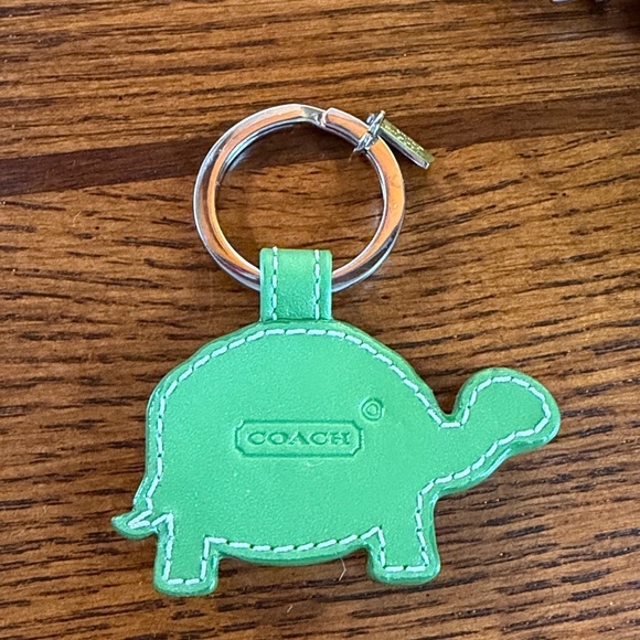 Coach Turtle Keychain - Picture 3 of 3